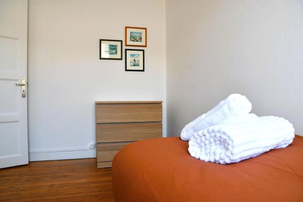 Vue Pyreneenne Elegante Avec 2 Chambres Тарб Екстериор снимка
